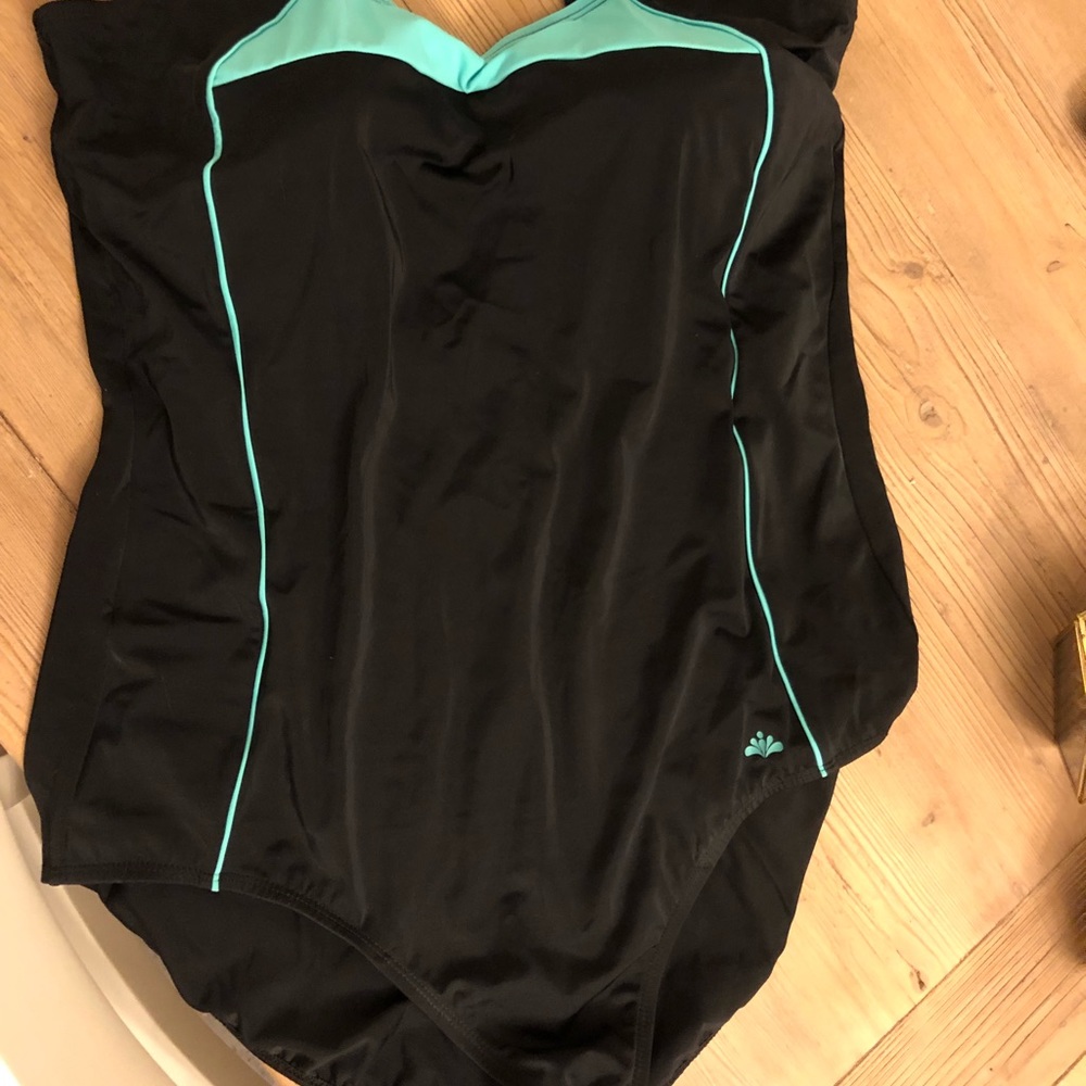 Aquabelle/Swimsuits for All one piece sport suit.